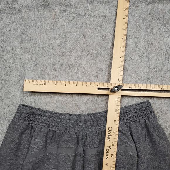 Lululemon Shorts Mens Medium Running Athletic Gray Lined Drawstring Gym Workout - Picture 8 of 12